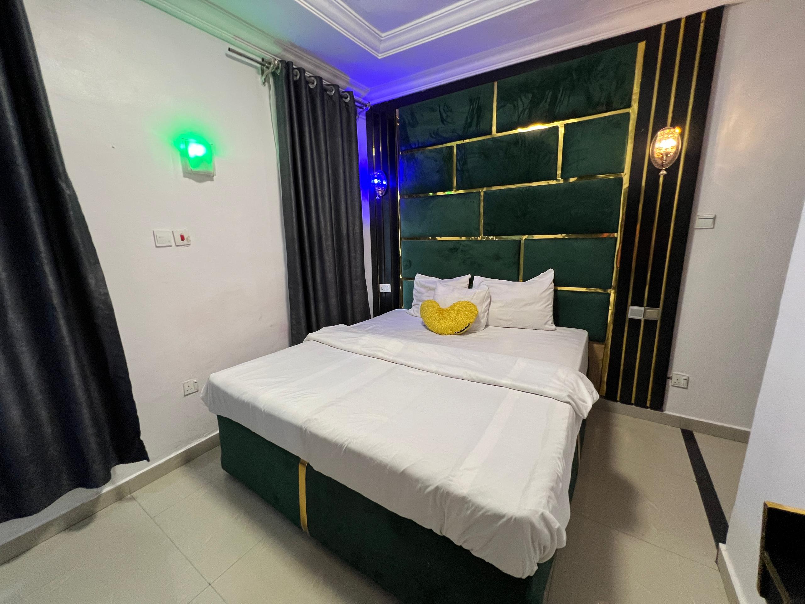 Room Details