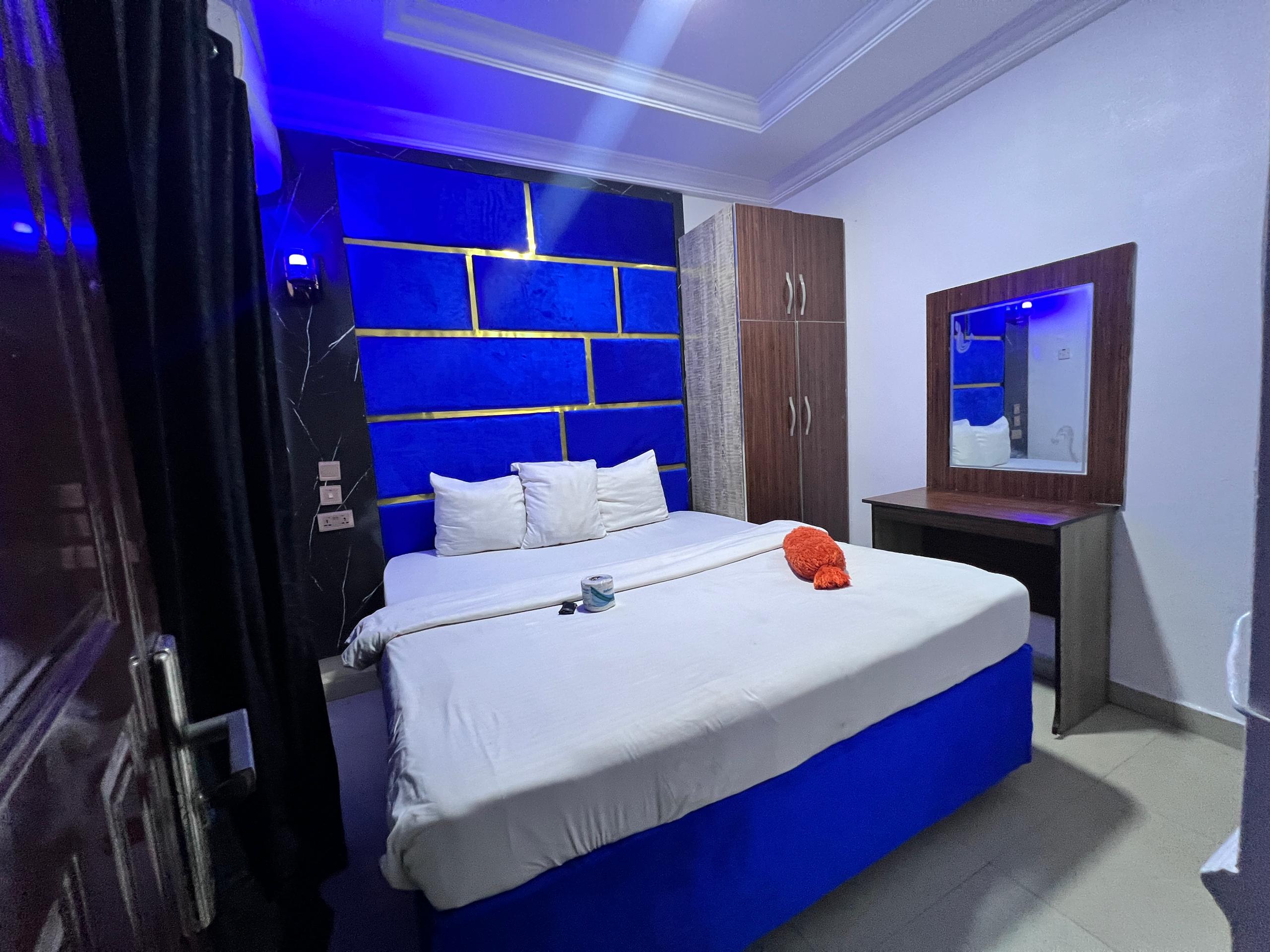 Room Details